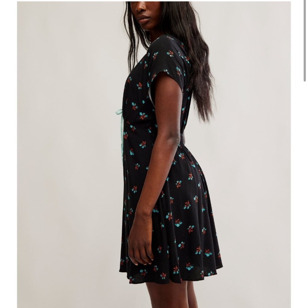 NWT FREE PEOPLE Everyone's Favorite Mini / Black Combo- Medium - Picture 2 of 10